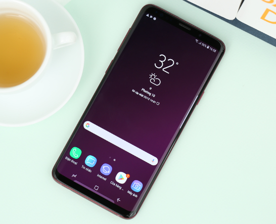 dich vu thay mat kinh samsung s9 plus