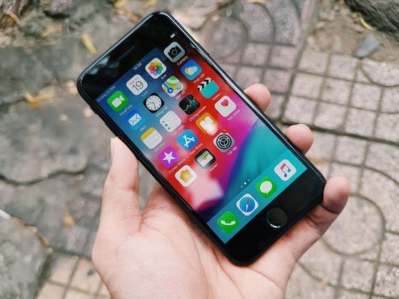 Xử lí lỗi pin iPhone 7 bị phồng nhanh chóng